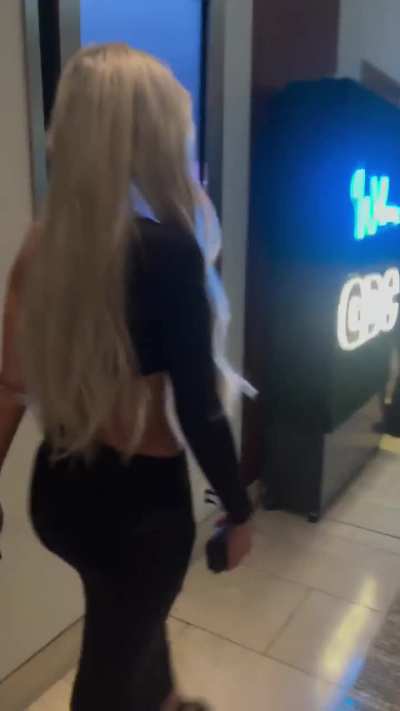 Still can't get over how bad she looked walking in that dress