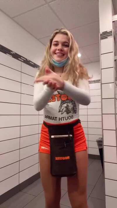 This is why your food is cold 😅