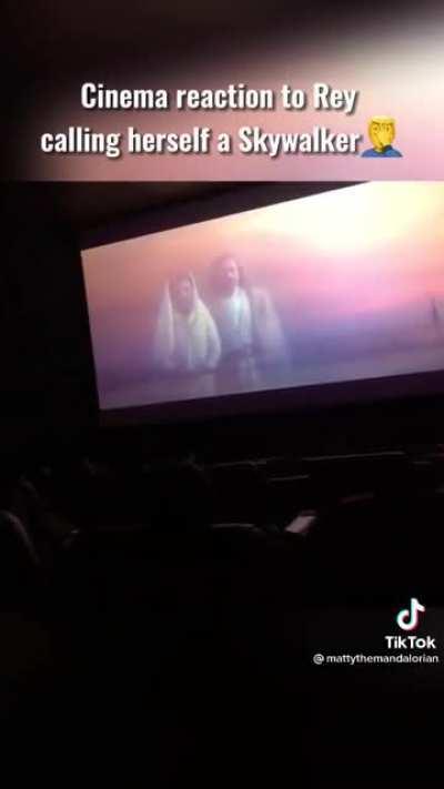 Audience reaction to Rey calling herself Skywalker...