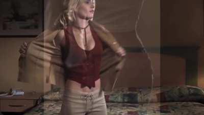 Elisha Cuthbert. The Girl Next Door.