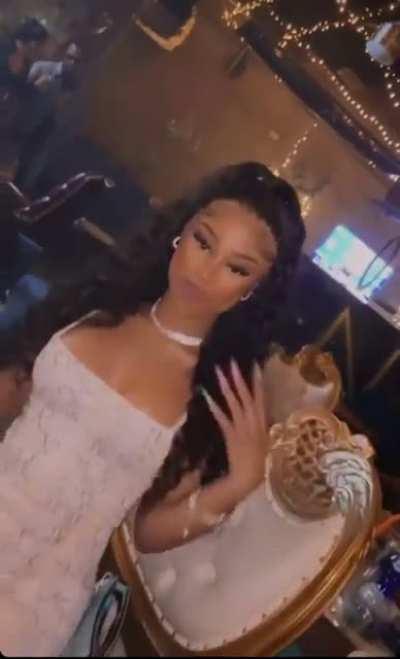 @bagggirl_c @baddgirl_c MORE!!!