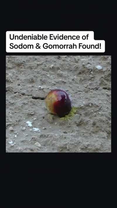 Pure Sulfur Ball Found At Sodom And Gomorrah