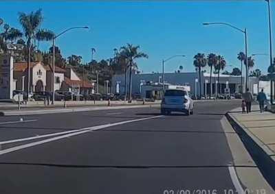 Mercedes driver tries to express their road rage