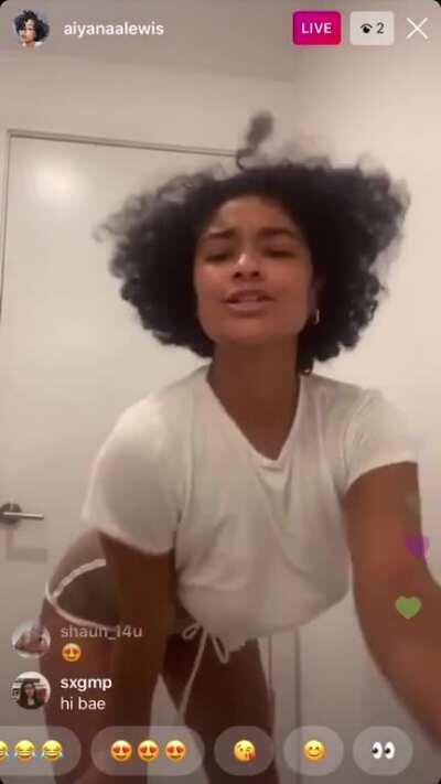 😩😩 Her Fine Assss