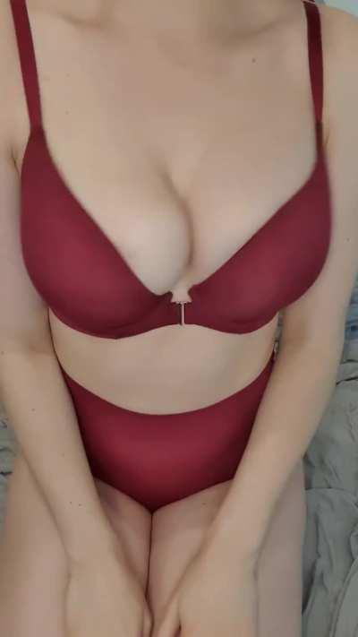 How do you like the dark red with my alabaster skin? [F]