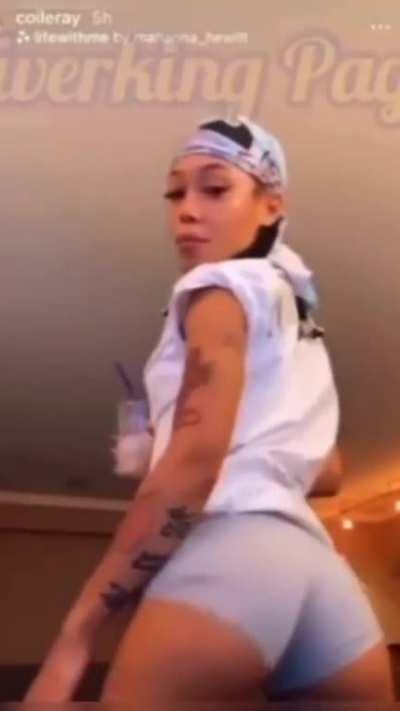 Compilation of her cheeks jiggling.