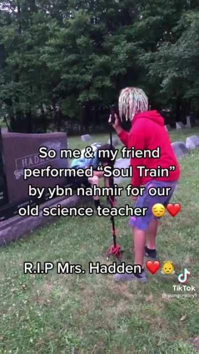 Bro what is this 😭😭