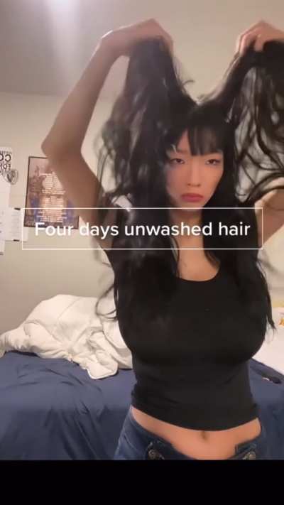 Busty asian goddess 🥵