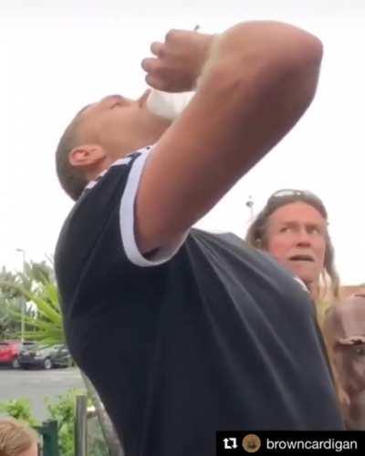 Willie Nelson with the double take.