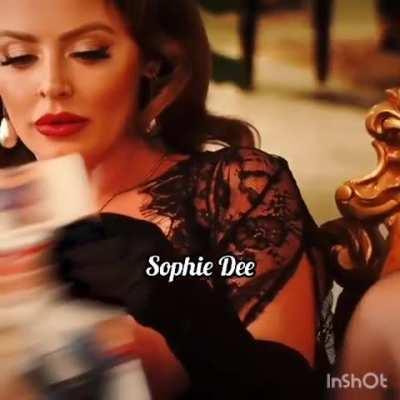 Sophie Dee