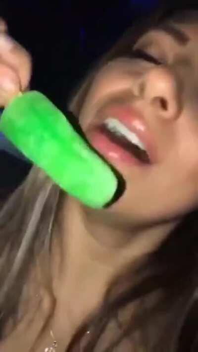 Bouncing Big Ol' Juicy Tits