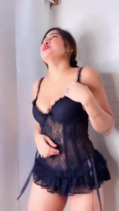 Sofia Ansari 🍑 Best video ... ye post toh 300 Upvote deserve karta hai ... Sofia Ansari A$$ look ... 🍌✊🏻💦💦🍑♥️💋😍😭