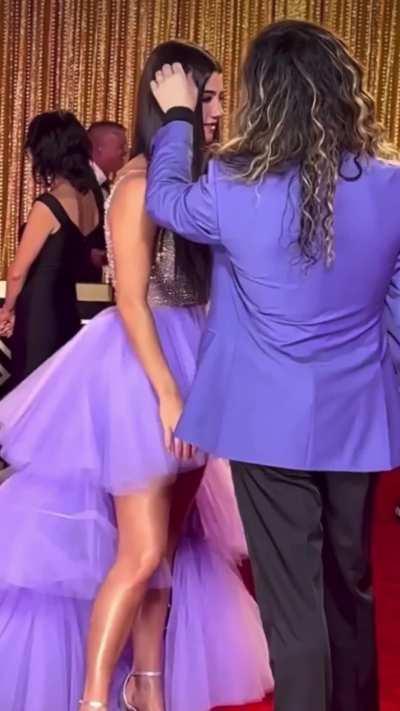 Her legs look phenomenal in this dress 🤤🤤🔥🔥