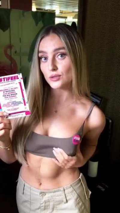 Perrie Edwards give her self a squeeze