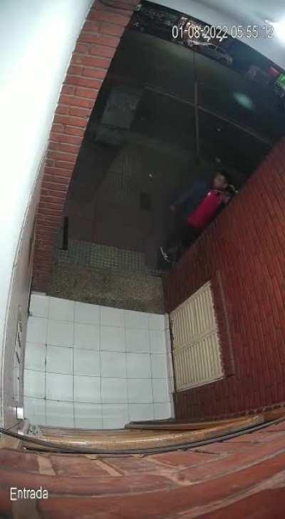 Can't have shit in Argentina (reprise) Ya postee la primera vez que paso.