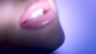 Ari's lips and tongue in 4k.