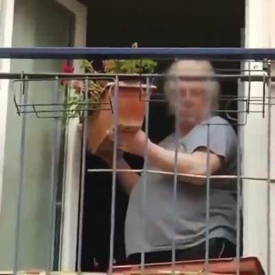 The ol flower pot bit...