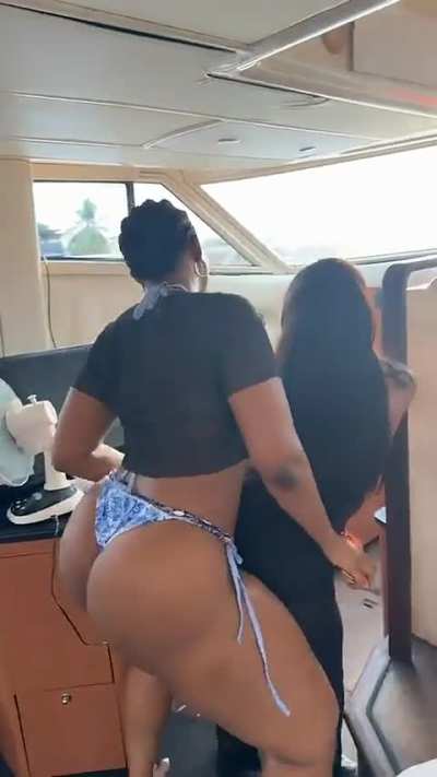 💙🍑