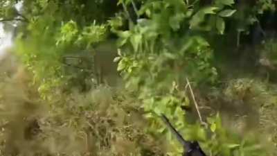 UA pov - Ukrainian soldiers ambush Russian cars and trucks in Kursk region