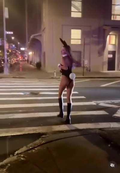 Madi Teeuws : good bunny