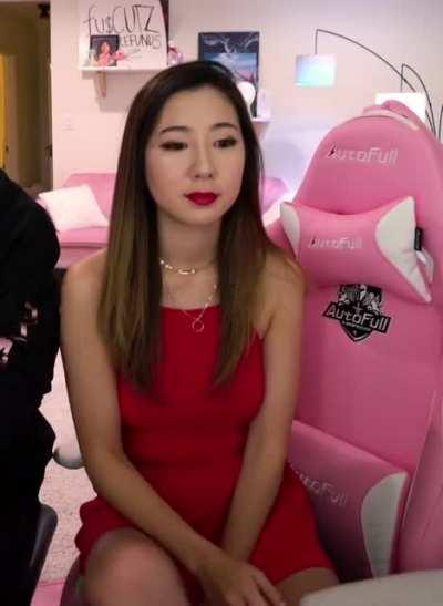 Fuslie Red Dress Upskirt