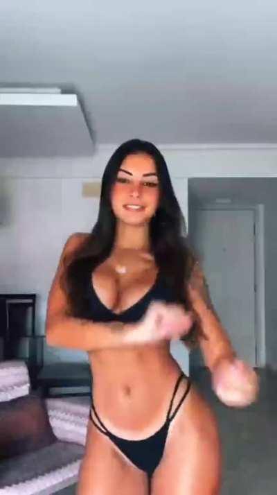 let’s jerk for those juicy tits