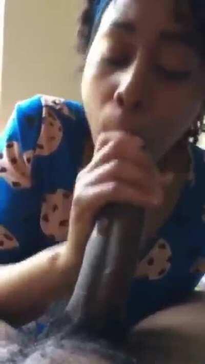 Focusin on the tip 👉🏾😈