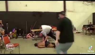 I know how to make you sick fucks laugh.