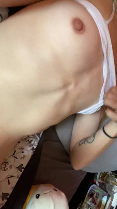 Do guys here seriously go for girls with invisible tits like mine?