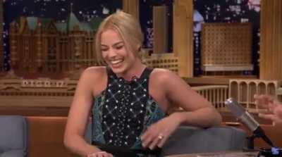 Margot gets accused of stealing toilet paper from a hotel