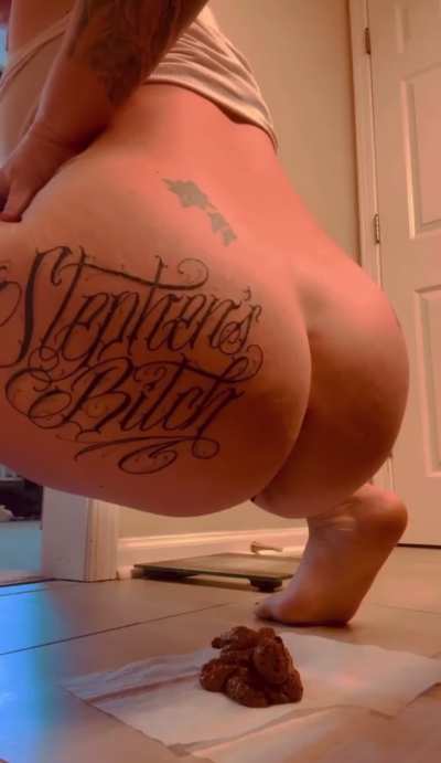 Creamy poop 💩 how&rsquo;s the view 🍑