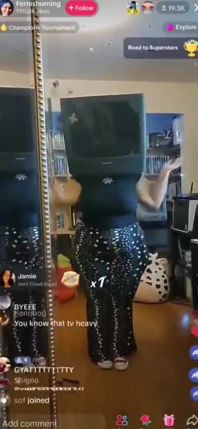 TELOPSIA VIROU TIKTOKER NPC