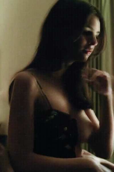 Emily Ratajkowski - Gone Girl (2014)