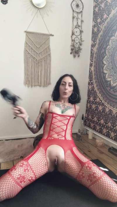 Happy weekend babe 💋 who’s next for a spanking? 😈