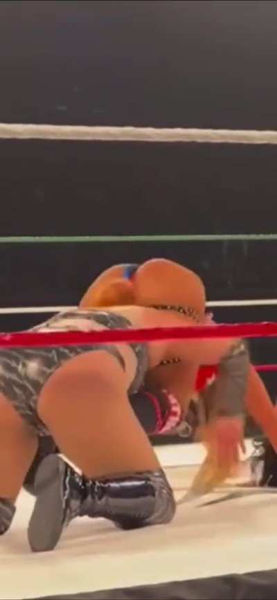 Lola Vice Devils Kiss