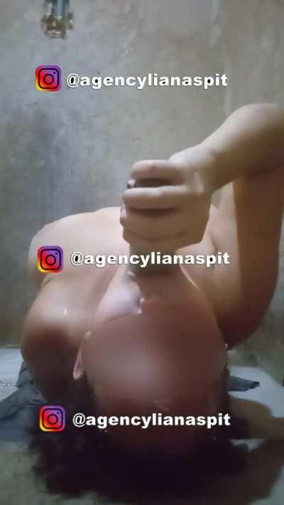 Deepthroat GIF by lianaspit