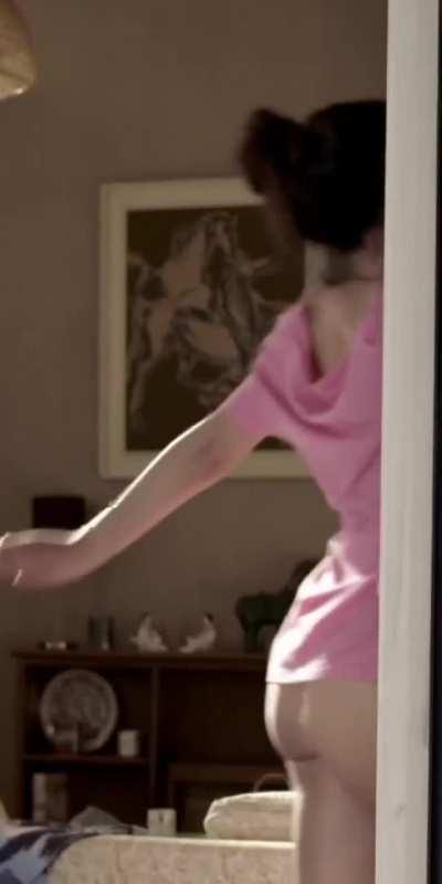 Nathalie Emmanuel 🍑