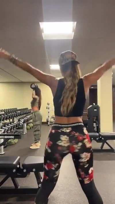 Sommer | In gym | Snapchat | November 2023