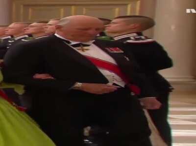 Bred kong Harald går