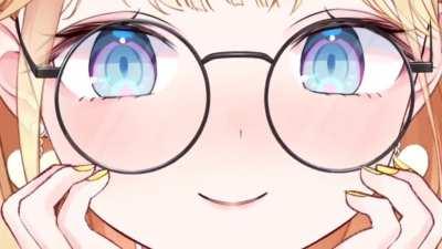 Kiss from Ame to all of you! 💛