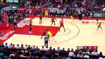 [Highlight] Westbrook with an ugly missed jumper off the top of the backboard