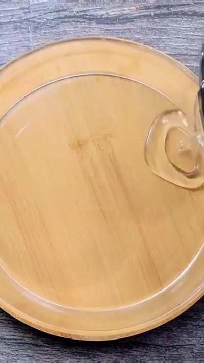 Creating a transparent jelly-cake with mushrooms