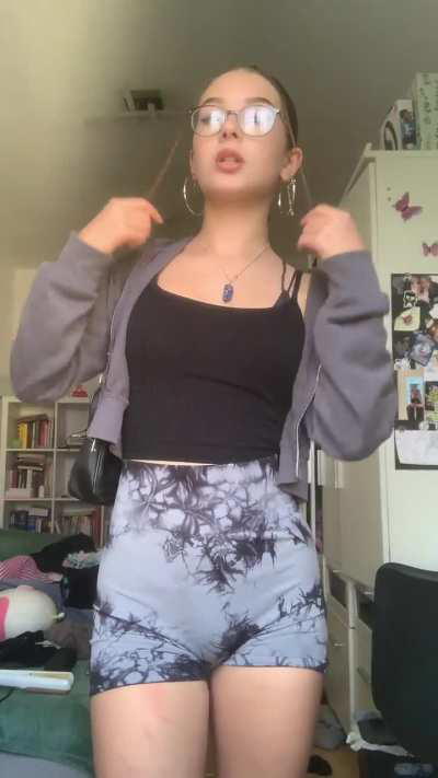 Petite but damn 🍑