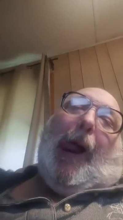 Which is worse the original video or the stitch? I don’t know