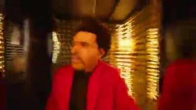 Me looking for a play shot that actually playmakes instead of spamming curry slides