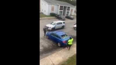 Look at me, I don't wanna clean my room