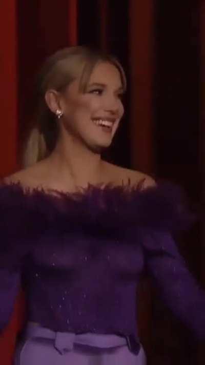 What an entrance😲.