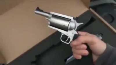 Биг факин Ган