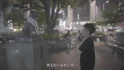 YouTuber walks around Shibuya like it’s a video game.