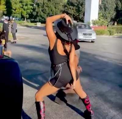 2hrs after the edibles kicked in..